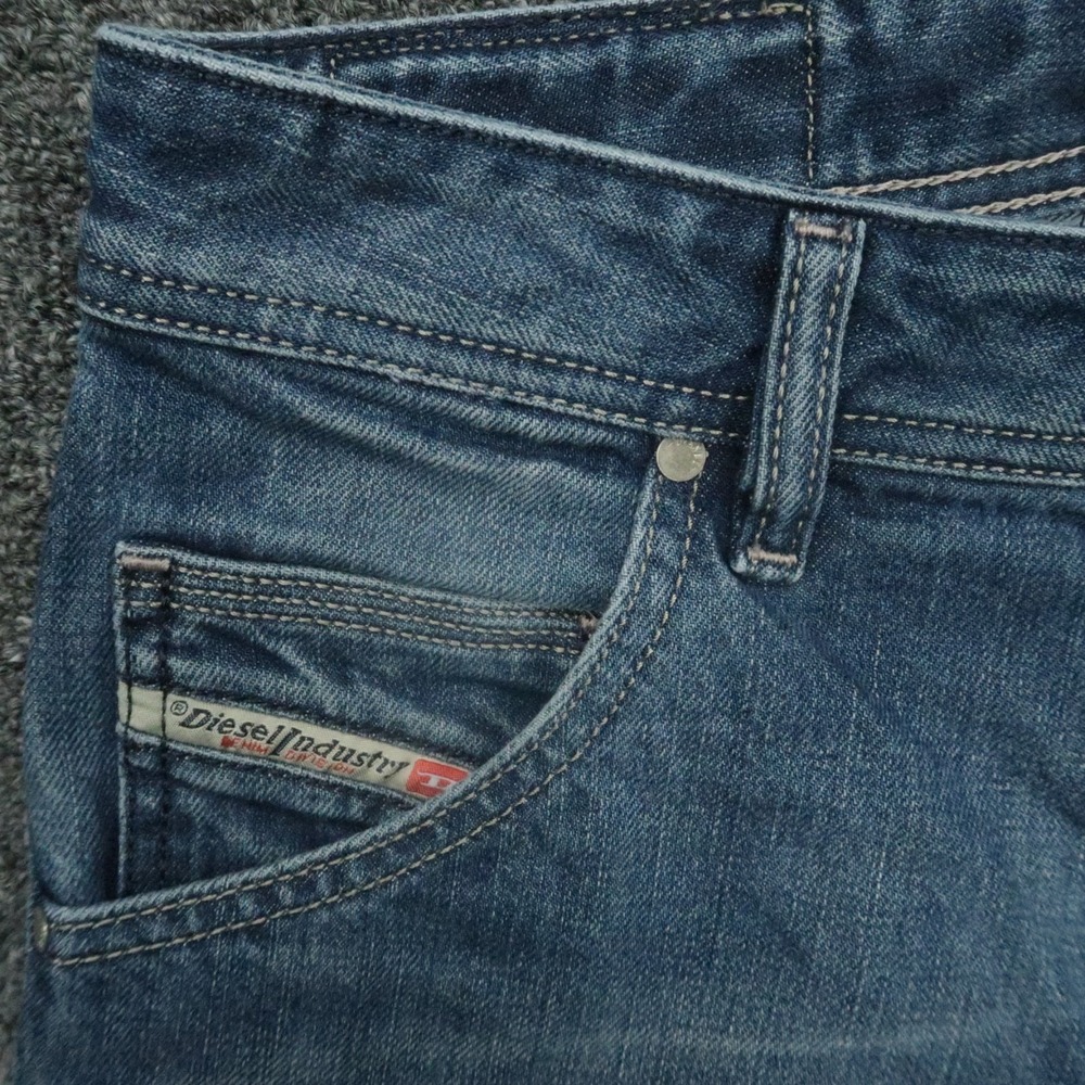 Diesel Jeans Mens 31x32 Blue Krooley Slim Carrot 5 Pocket Whiskered - Picture 3 of 13